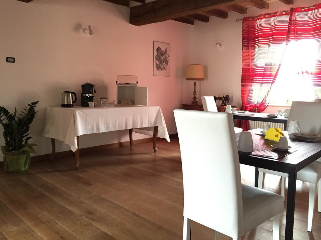 La Residenza Piacentina Bed & Breakfast Vigolzone Exterior photo